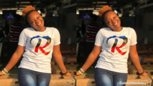 Stop taking pictures in peoples car’s and at people’s gates, your village people will kill you for nothing thinking u have made it – Lady advises
