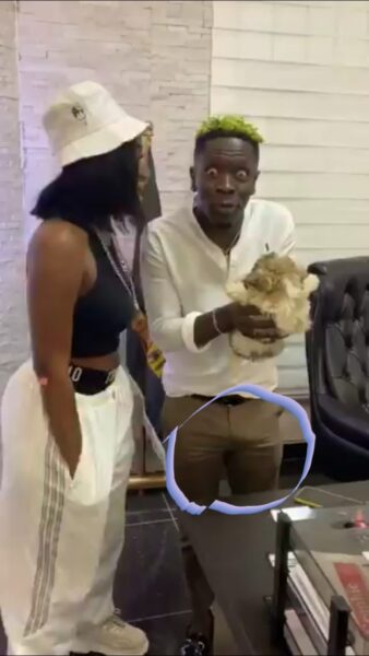 Shatta Wale’s Huge D!ck Hardens After ‘Chopping Love’ With Wendy Shay In His Office(Video)