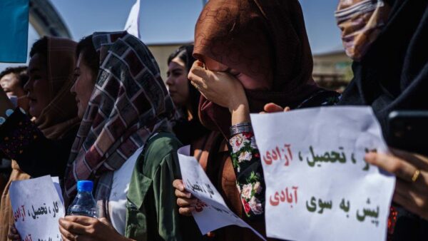 Shocking :Afghanistan protesters defy Taliban intimidation