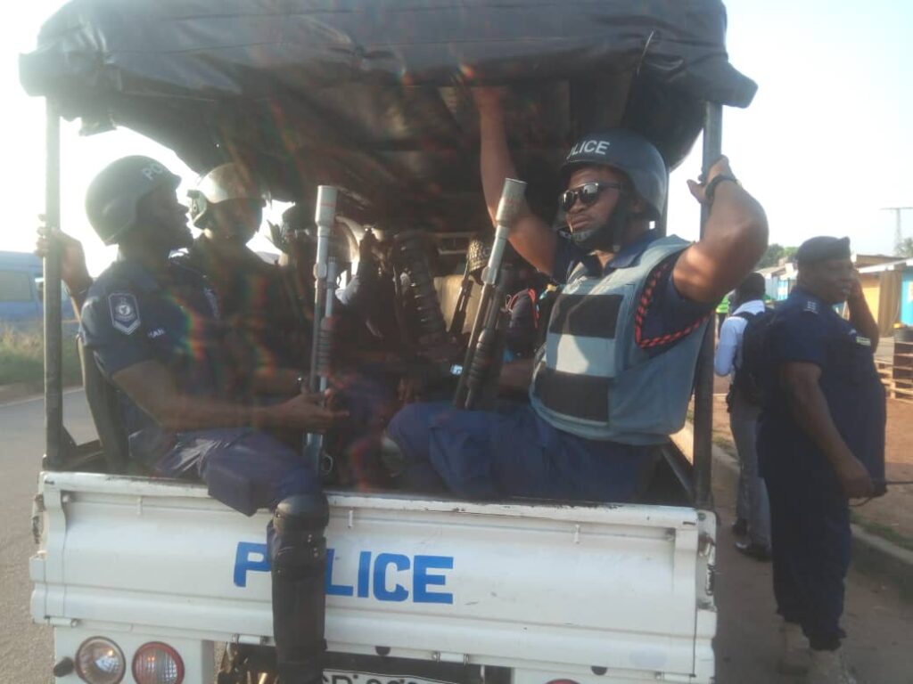 Sege: Police gun down two robbers; One arms supplier arrested 1 Sege: Police gun down two robbers; One arms supplier arrested
