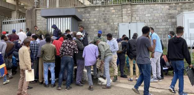 Ethiopians queue at Russian embassy to enlist for war 1 ethiopians queue at russian embassy to enlist for war