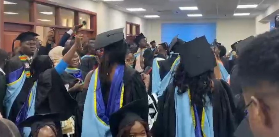 gij graduation ceremony disrupted by rains students blame management for poor planning