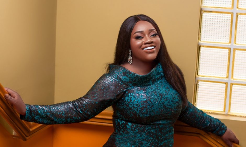 gospel artiste sarah sings drops video for at your feet scaled