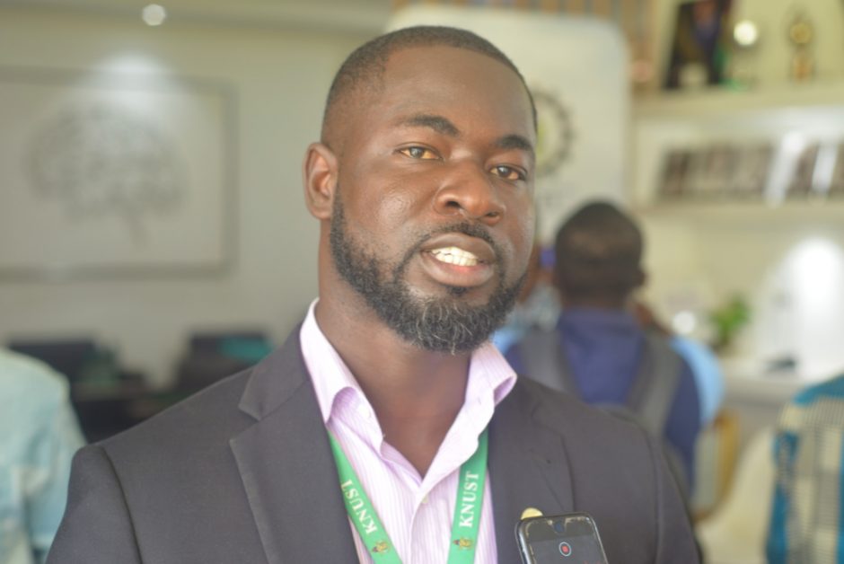 knust grasag advocates for graduate students to be granted loan scaled