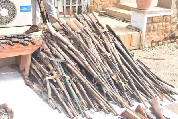 nigeria military seizes over 500 guns from civilians