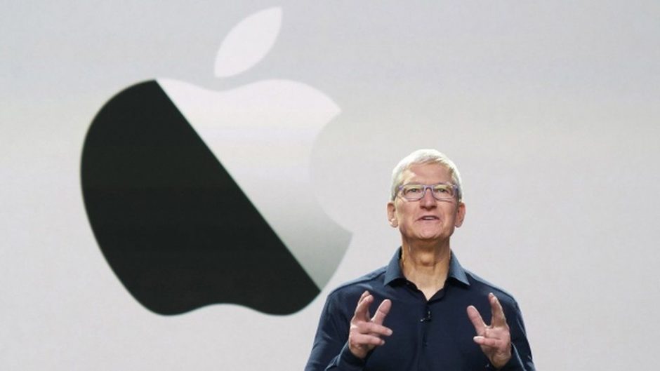 apple loses position as most valuable firm amid tech sell off scaled