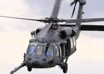 Death feared after 2 US Army helicopters crash