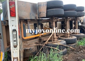 Disaster in waiting as loaded gas tanker which fell on its side at Duampompo remains unattended to after a week