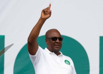 Former President Mahama ends tour to Western Region