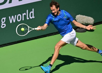 Indian Wells: Daniil Medvedev and Carlos Alcaraz through to final