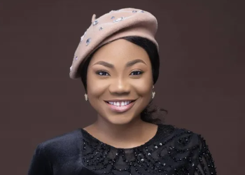 Mercy Chinwo threatens musician with ₦2bn lawsuit after he used her name in song