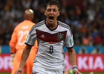 Mesut Ozil retires from football