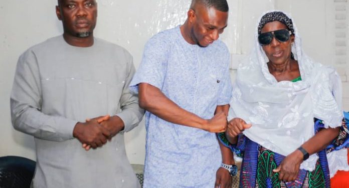 odododiodioo constituency receives ramadan donations from mannaf adjei sowah
