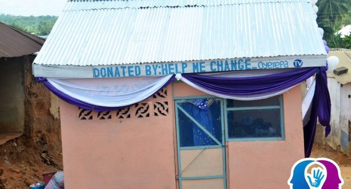 oyerapa tv hands over apartment to an 89 year old widow at essiam