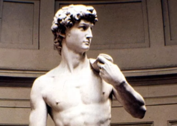 Principal fired after Florida students shown Michelangelo statue