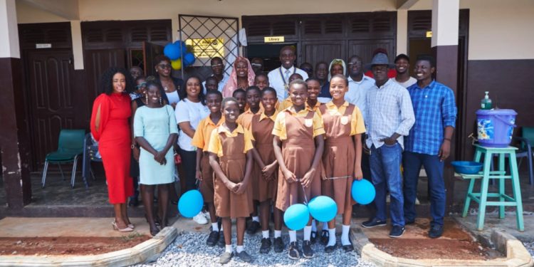 rotary club of accra dzorwulu hands over newly renovated library to dzorwulu primary ab school