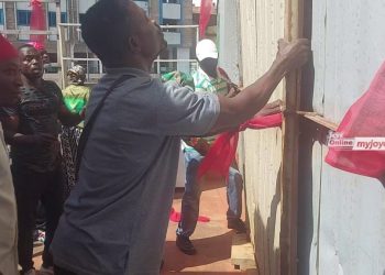 Shop owners at Kejetia Market protest closure