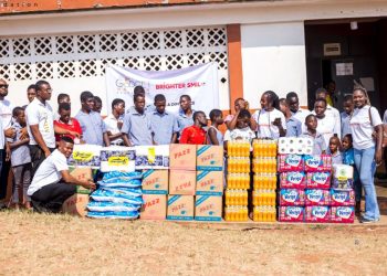 The Gadget Master’s Brighter Smile Foundation donates to Akropong School for the Blind