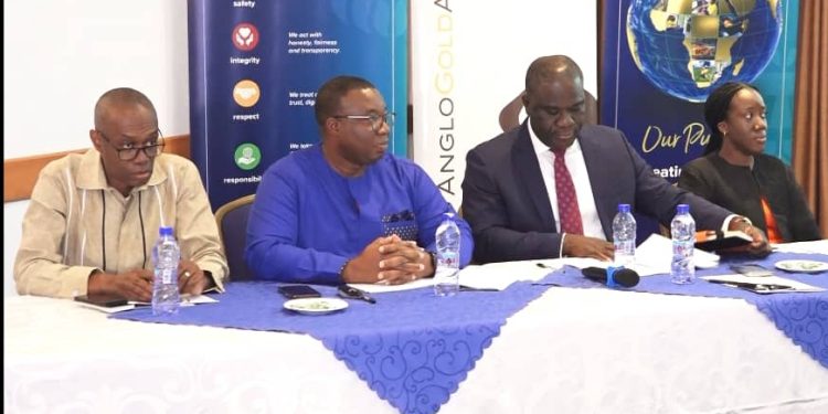 there will be no job cuts after merger gold fields anglogold assure