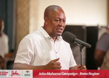 You dare not close down schools – Mahama tells Education Minister