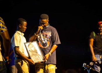 A Michael Affair: Presec student leaves Sarkodie awestruck with brilliant portrait at Bonfire Night