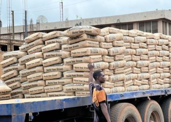 Alan donates towards the renovation of Wiawso Palace