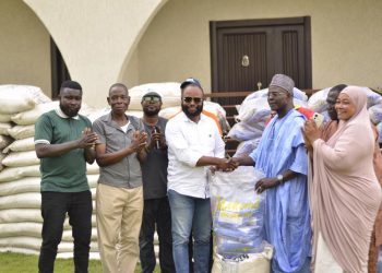 Alan gives to Muslims in the spirit of Ramadan