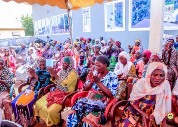 Amin Anta presents 600 women in Karaga with interest-free loans