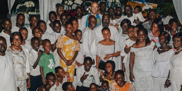 award winning dutch musician mr prob reunites with his ghanaian family