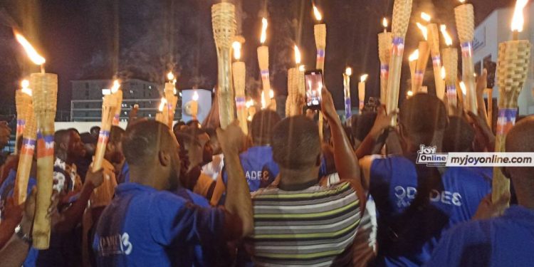 c994dadec99b torch bonfire night promised big comeback after covid break and it did