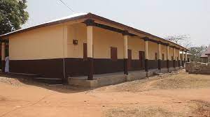 domeabra chief constructs classroom block for local school