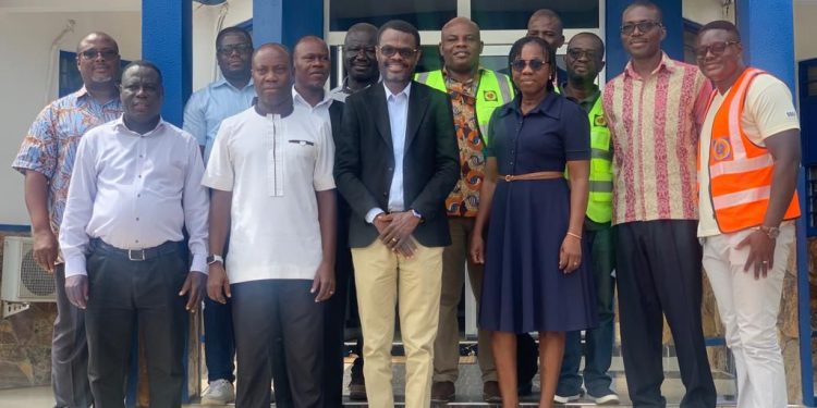 ghana water company limited pays ghc2a22 million out of ghc2a217 5 million ecg debt in volta region