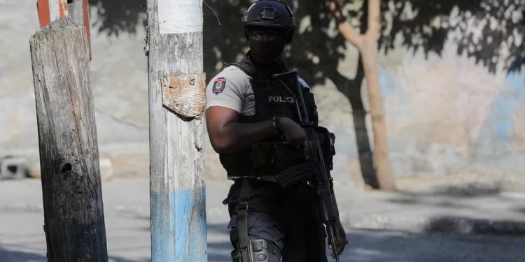 haiti crisis mob burns suspected gang members to death