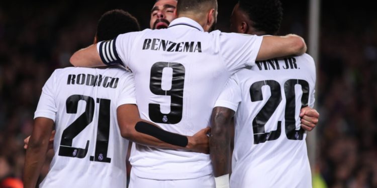 karim benzema scores hat trick as madrid thrash barcelona