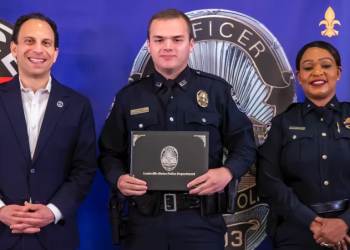 Kentucky bank employee shoots dead 5 colleagues