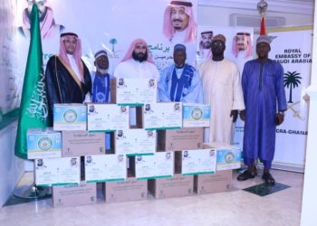 King Salman Bin Abdul-Aziz Al–Saud presents dates to Ghanaian Muslims 6 King Salman Bin Abdul-Aziz Al–Saud presents dates to Ghanaian Muslims