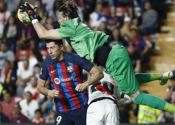La Liga leader Barcelona lose at Rayo Vallecano