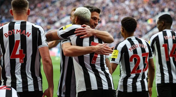 newcastle thrash tottenham to keep champions league hopes alive