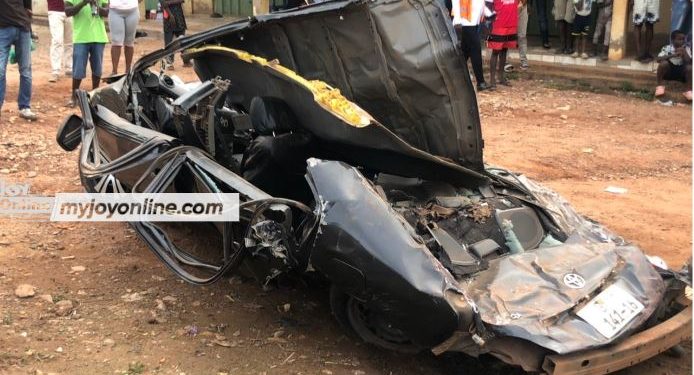 One dead in an accident involving trailer, 3 salon cars 1 one dead in an accident involving trailer 3 salon cars