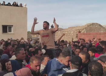 Protests at funeral of Tunisian footballer who set himself on fire