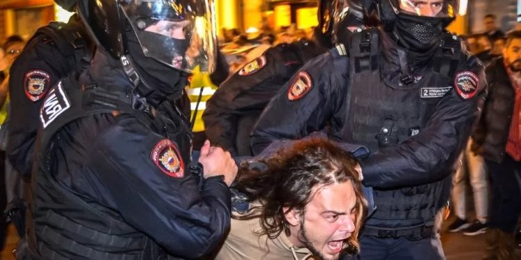 ukraine war russian parliament approves online call up