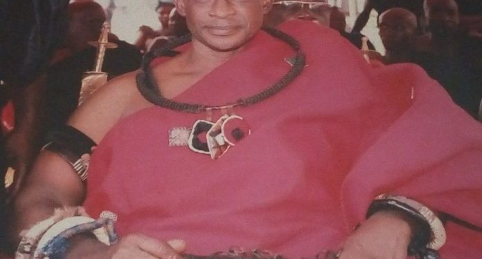 youth urged to persist in moral uprightness