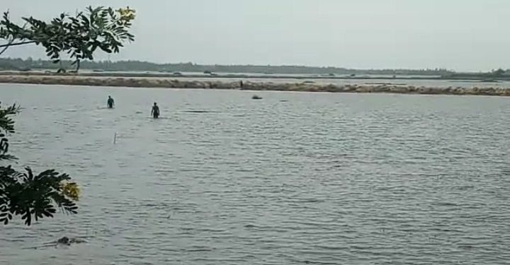 1 dead 1 missing and 68 rescued after boat tragedy at bongase