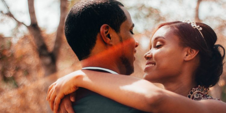 10 non sexual ways to save your relationship from dying out