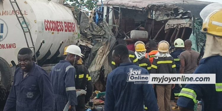 16 feared dead dozens injured in gomoa akyereko accident on accra cape coast highway