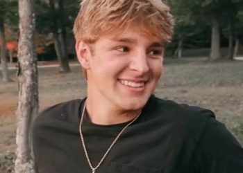 17-year-old American commits suicide after extortion by 3 Nigerians