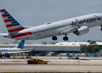 Air travel chaos looms as US keeps 5G altimeter refit deadline