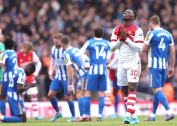 Arsenal suffer title blow with 0-3 defeat to Brighton