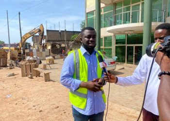 Assembly Demolishes Structures On Waterways At Ofankor Roundabout