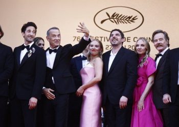 Asteroid City: Scarlett Johansson and Tom Hanks film ‘stylish but lacks substance’